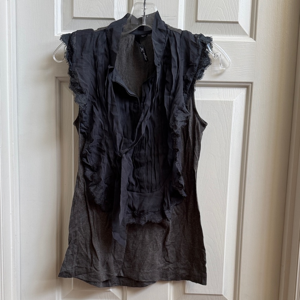 Elegant Black Ruffled Sleeveless Blouse